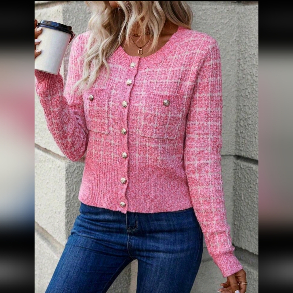 🚨 Sale Chic Petite Pink Button Up Sweater 🚨